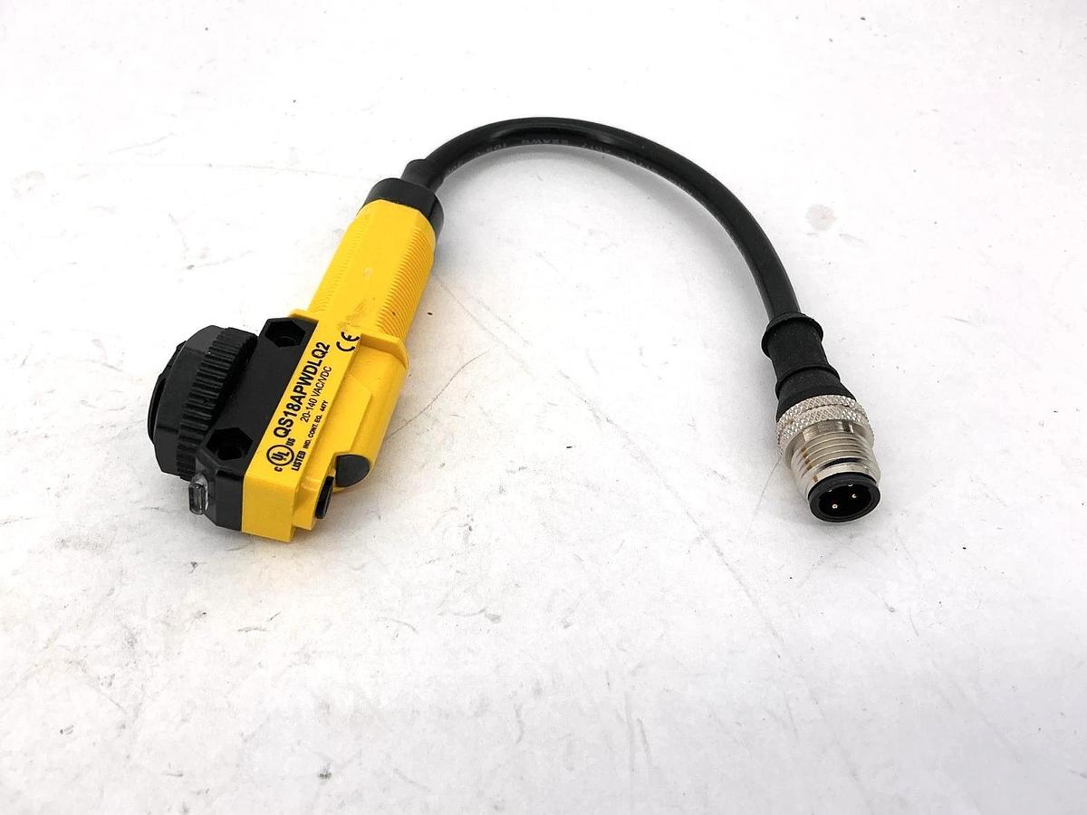 New Banner QS18APWDLQ2 World-Beam QS18 Universal Volt Sensor 79574 Range-450mm