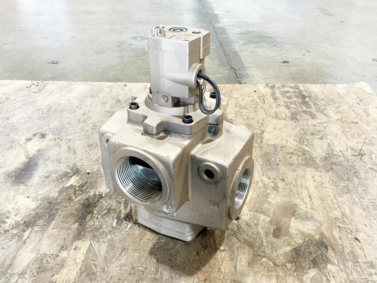 New Ross Controls 2773B9001Z Directional Control Valve 120V 50/60Hz 27 Series