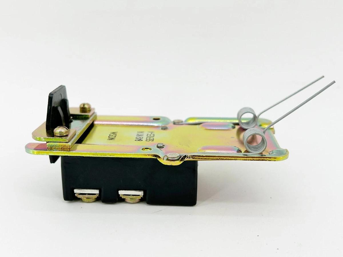 New Lot of 2 Allen Bradley 849-N1A Pneumatic Timing Relay Accessory