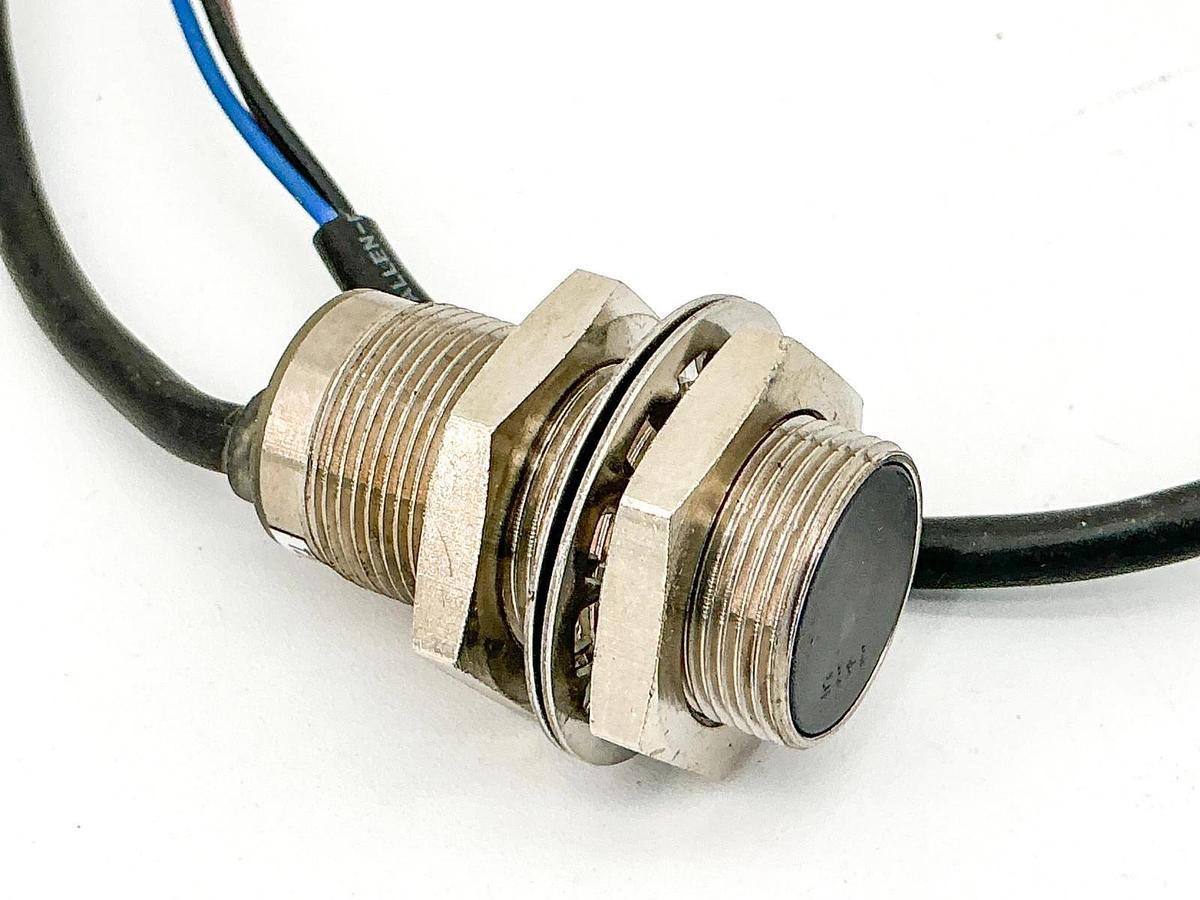 Used Allen Bradley 872C-DH5NN18-E2 Inductive Proximity Sensor Ser.D