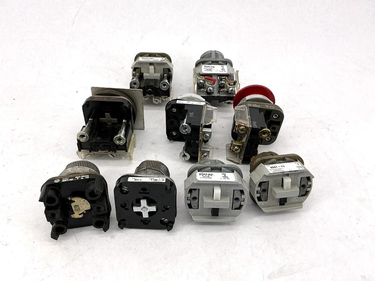 Used Lot of 9 Assorted Allen Bradley 800T Pushbuttons