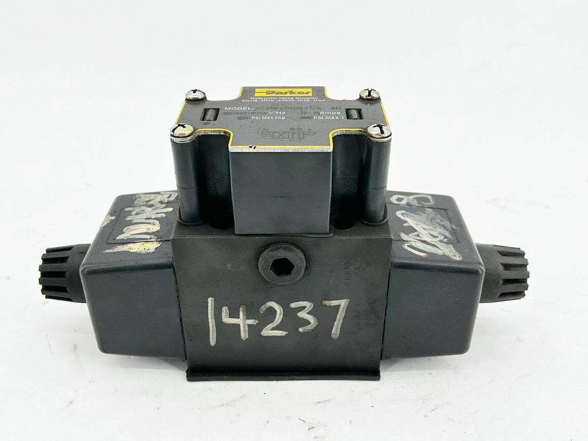New Parker D3W20DNYC5-30 Directional Control Solenoid Valve 5000PSI .75A 120V