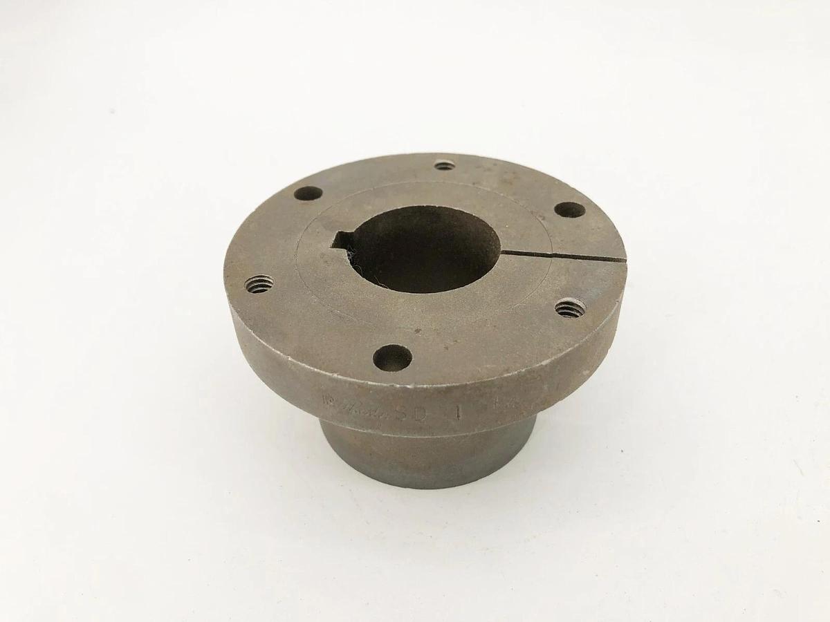 New Martin SD 1-1/4 QD Busing 1-1/4" Bore 3-1/4" Flange 1/4" Keyway