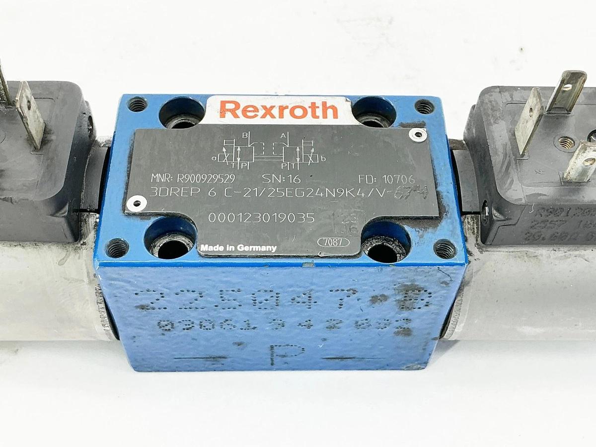 New Rexroth 3DREP6C21/25EG24N9K4/V Hydraulic Control Valve 25Bar R900929529