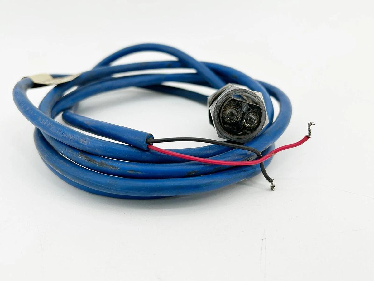 Used Eaton 12100A6517 Photoelectric Sensor 250MA 30VDC 0-6M Range 6' Cable