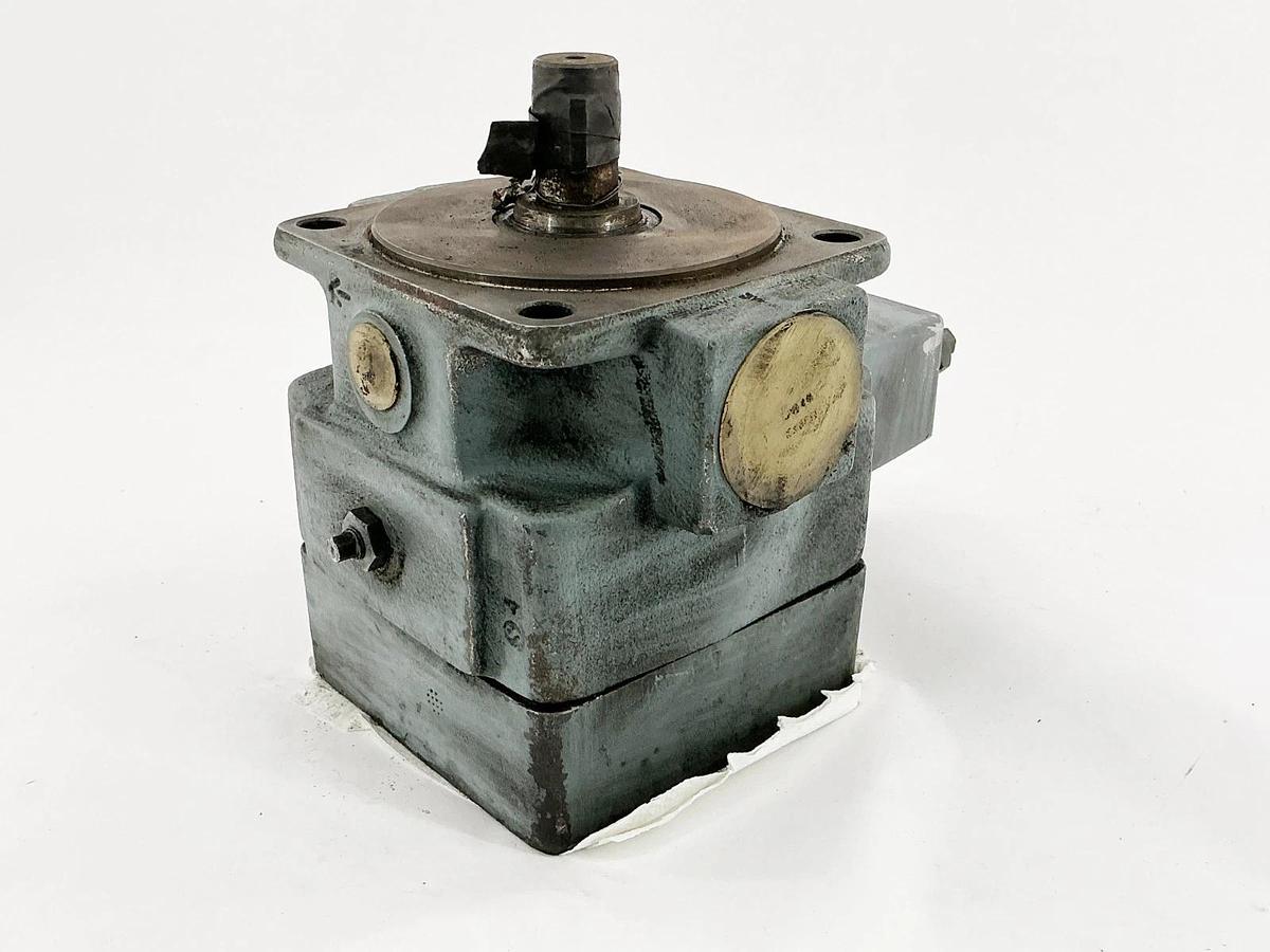 Used Rexroth 1 PV2 V3-31/40 RW12MC100A1/5 Hydraulic Pump B41566