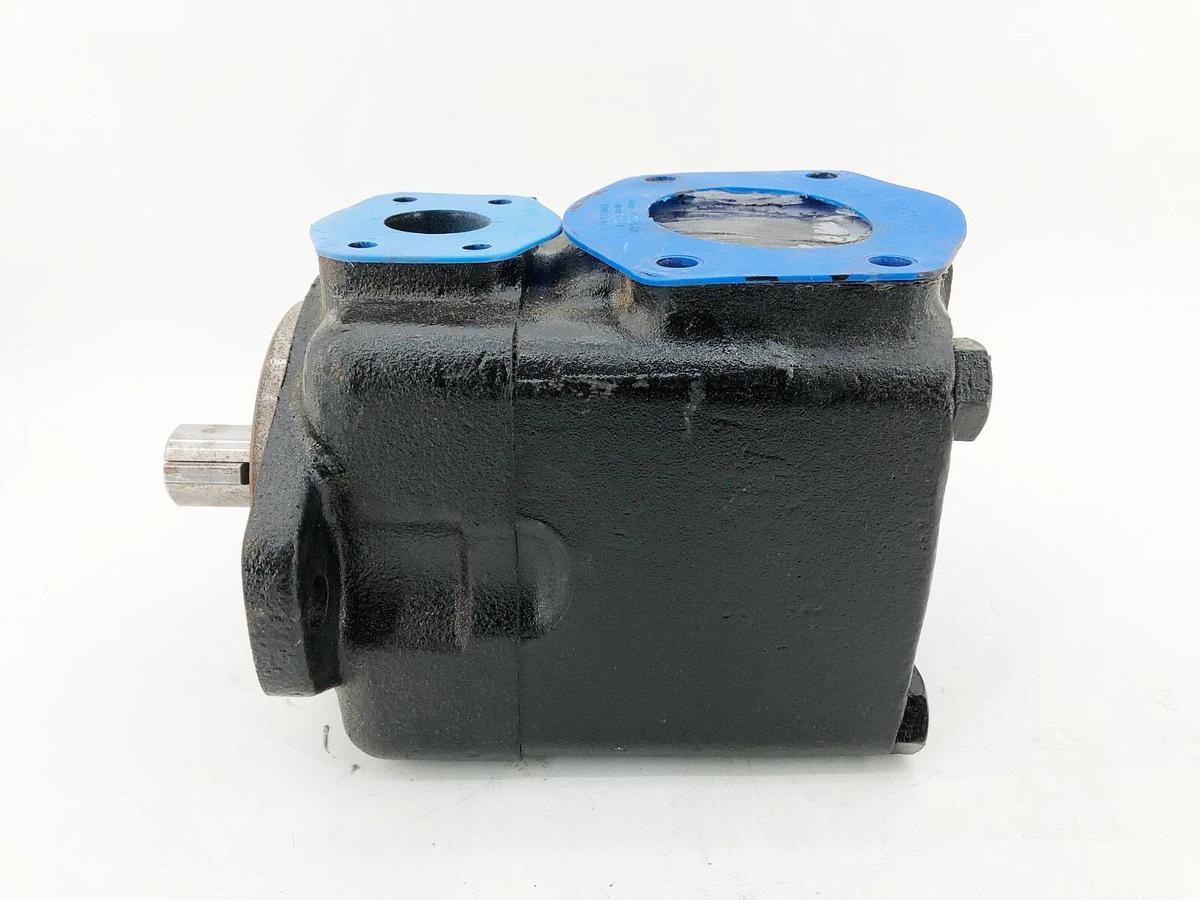 New Vickers 45V50A-1C22R Hydraulic Vane Pump 1- 5/16" Shaft 02-137144-3