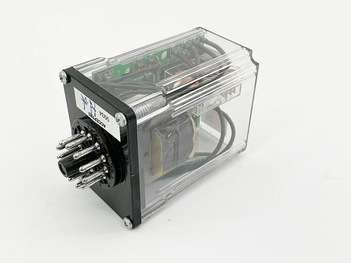 New Warrick Controls 16DME1B0 AC Line Relay 120V 50/60Hz 4.4VA 11Pin