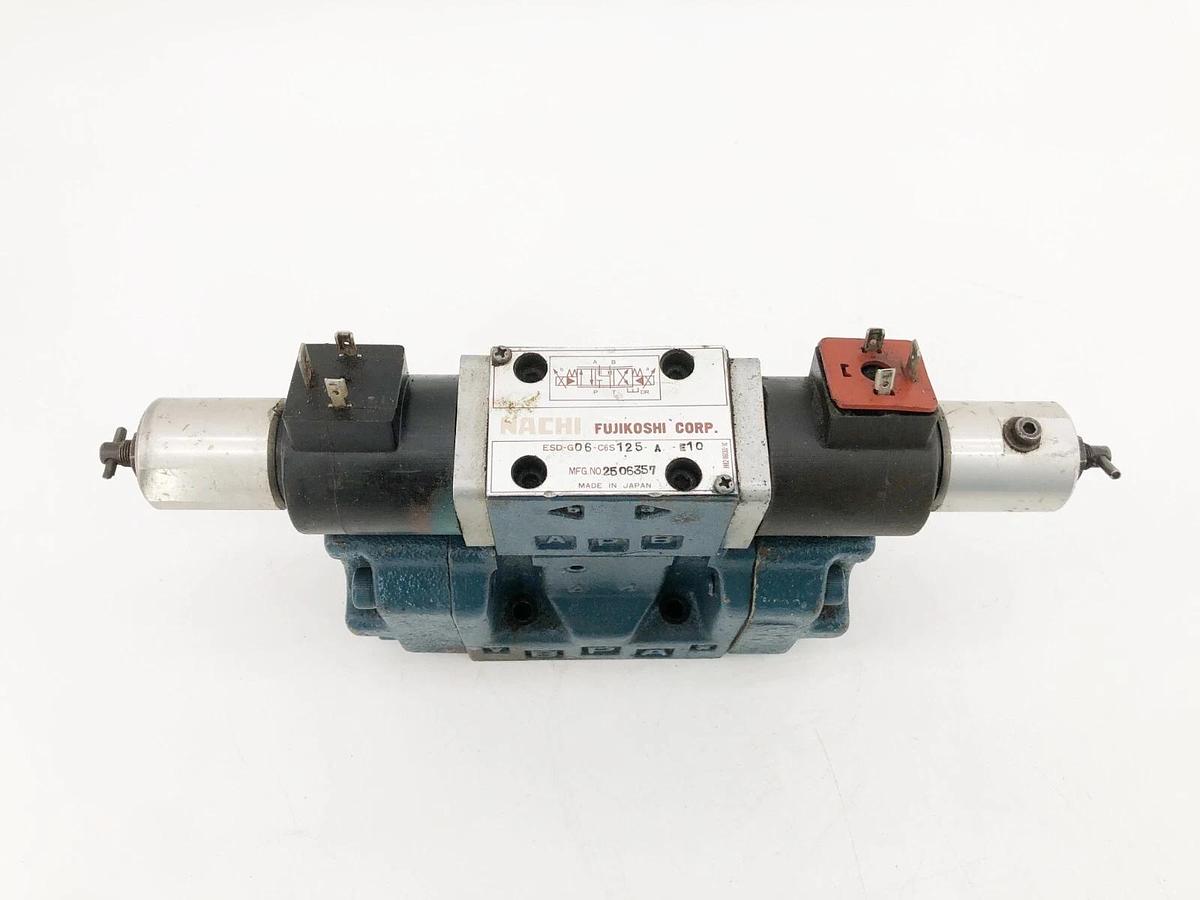 Used Nachi ESD-G06-C6S125-A-E10 Directional Proportional Valve 24VDC 2506357