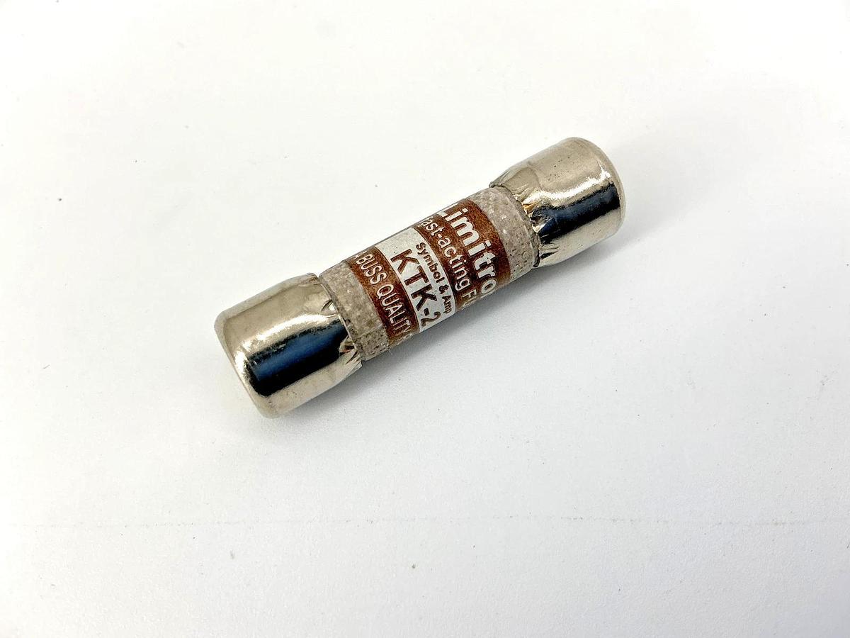 Lot of 3 New Bussmann KTK-2 Limitron Fast-Acting Fuse 2A 600V KTK2