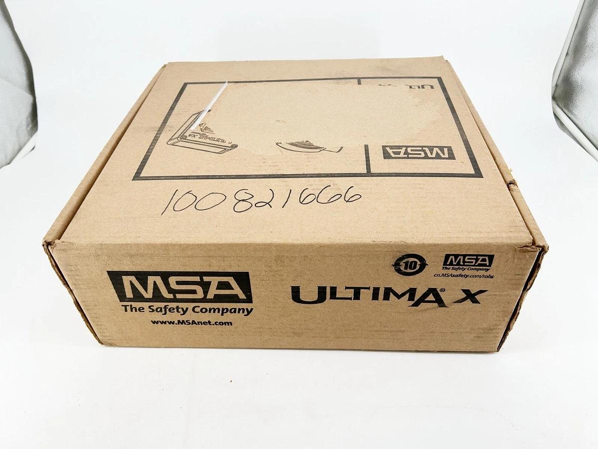 New MSA A-ULTIMAX-XP-E-31-U-3-D-0-0-0-0-0-1-0-0 Gas Monitor - Sealed Box