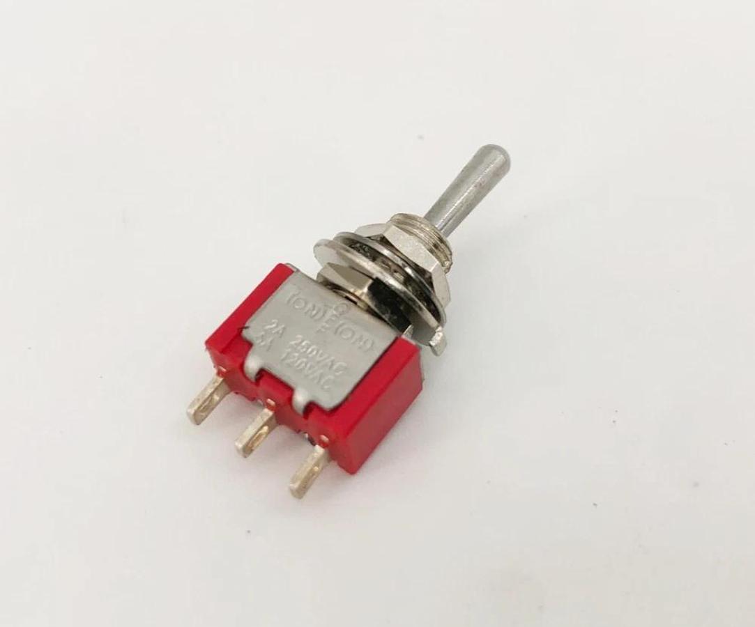 Lot of 4 New Multicomp Pro 1MS4T1B1M1QE Toggle Switches SPDT 5A@120VAC 317252