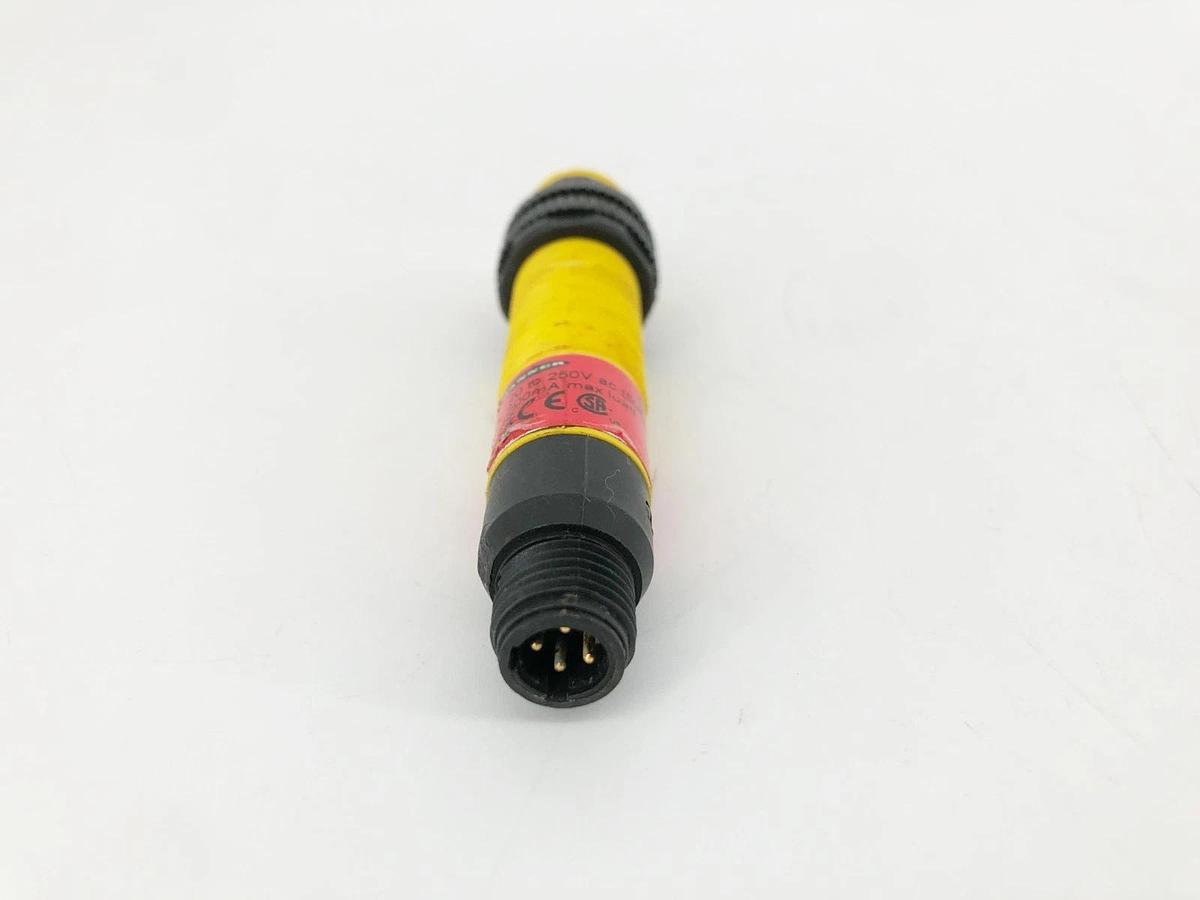 Used Banner S18RW3FF100Q1 Photoelectric Sensor 20-250VAC