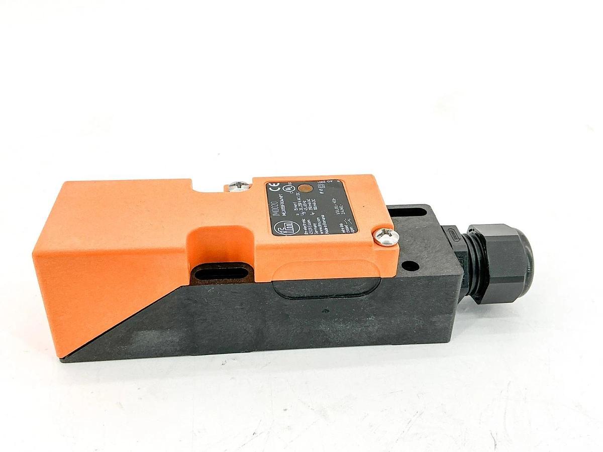 New IFM IME2015BFBOA/NPT/RT Proximity Switch 250V 15mm IM0020