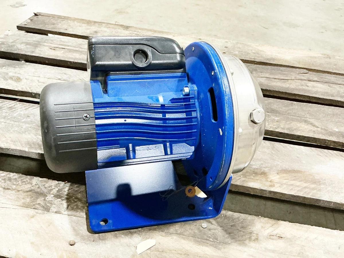 Lowara CEA70/3/A Motor Driven Pump 220/415V 50Hz 107330130 SM63B G/304 - No Box