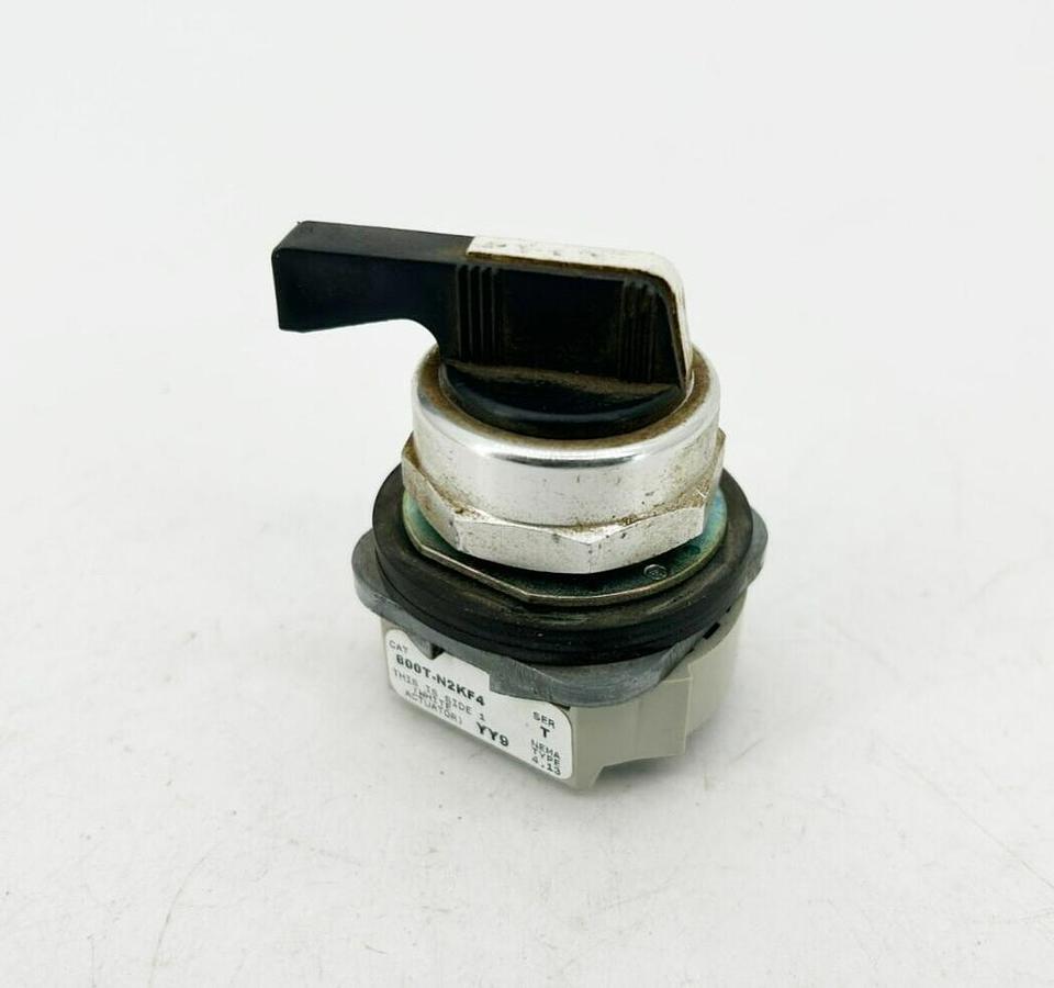 Used Allen Bradley 800T-N2KF4 Ser. T Selector Switch 4-Position NEMA 4 13