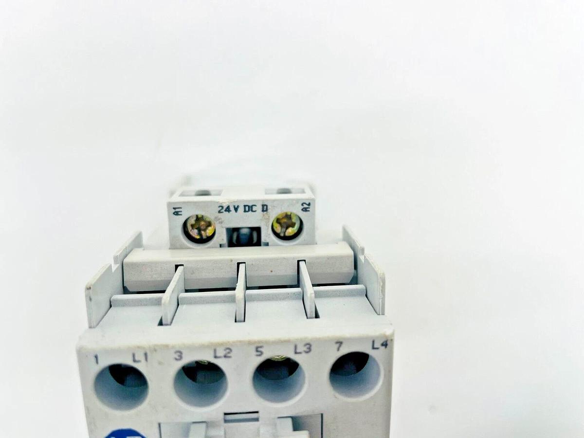 New Allen Bradley 100-C09DJ400 Contactor 24VDC Coil 4P