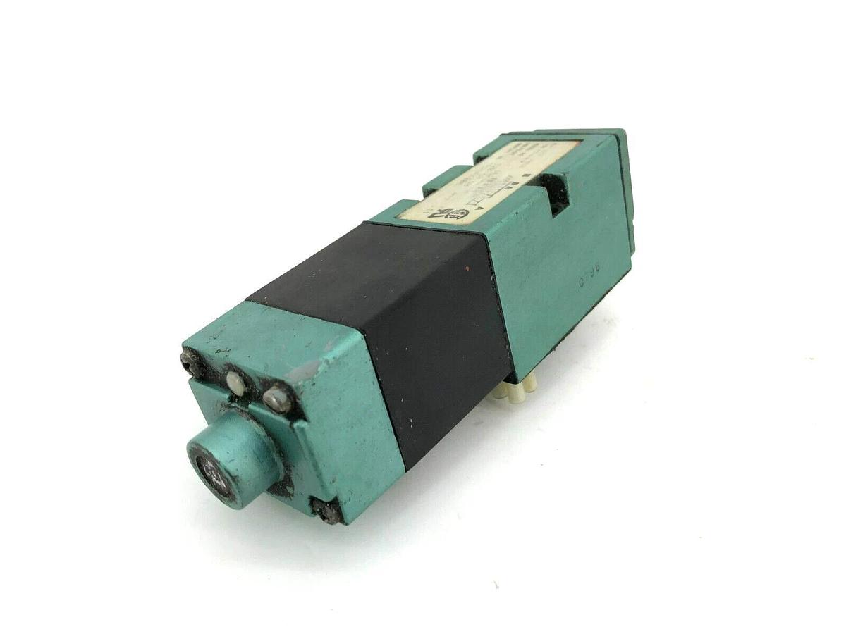 Used Numatics 152SA43AK Solenoid Valve 120V 50/60Hz .11A 15SA400K