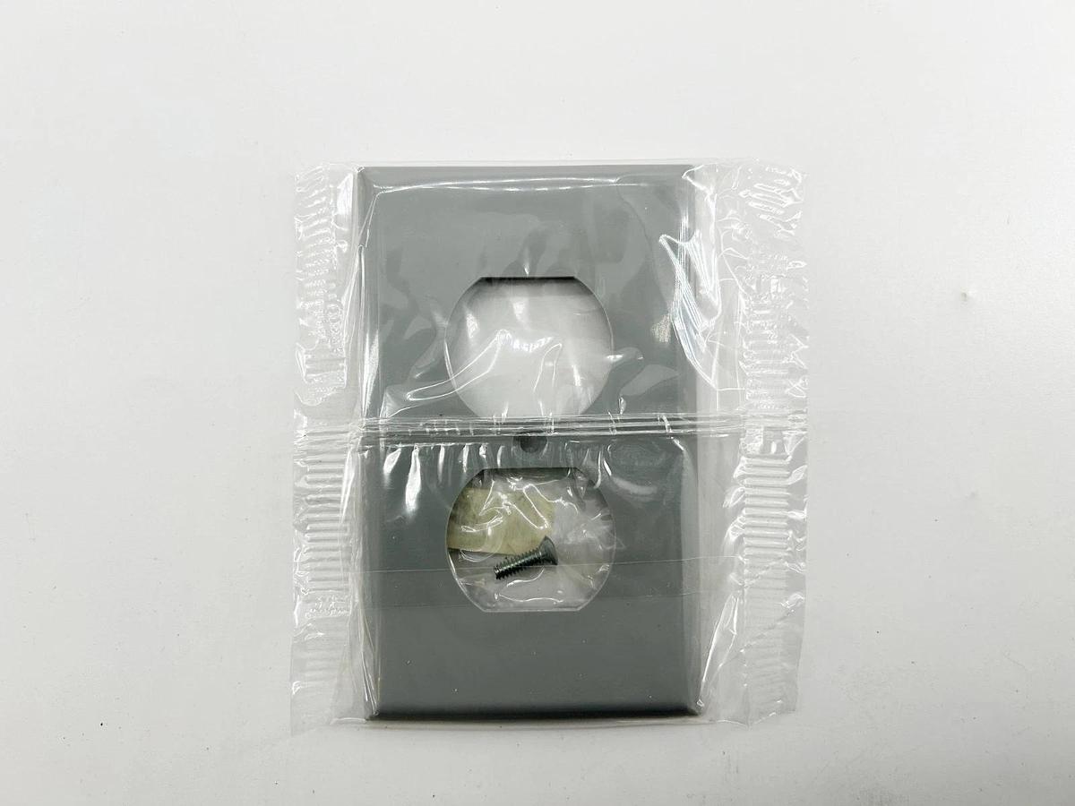 New Eagle 5132GY-BOX One Gang Duplex Wall Plate Hospital Grade Gray QTY 15