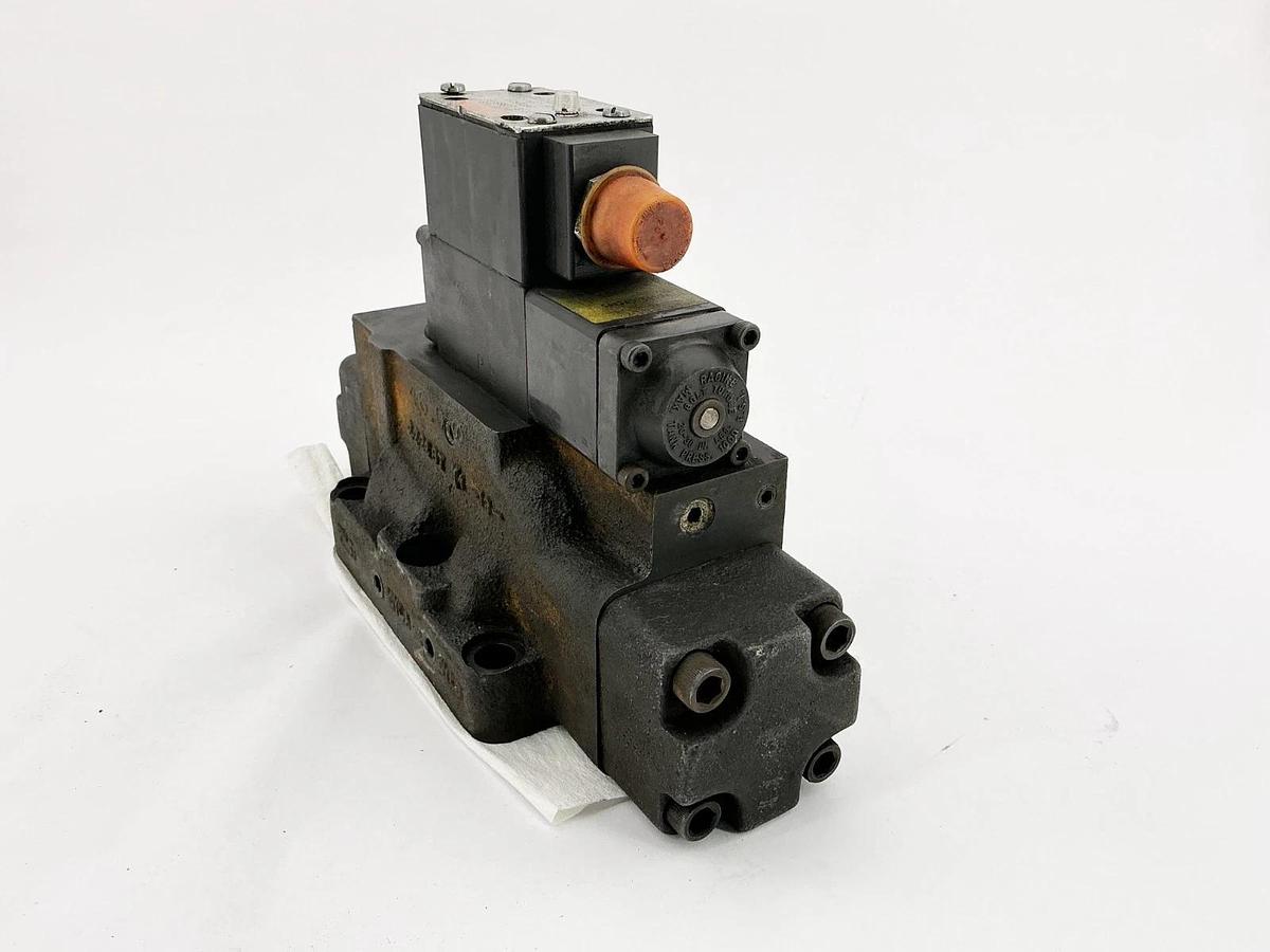 Used Racine FD4-BTHS-106SE-60-1840 Solenoid Valve 3000PSI 110/115V 50/60Hz
