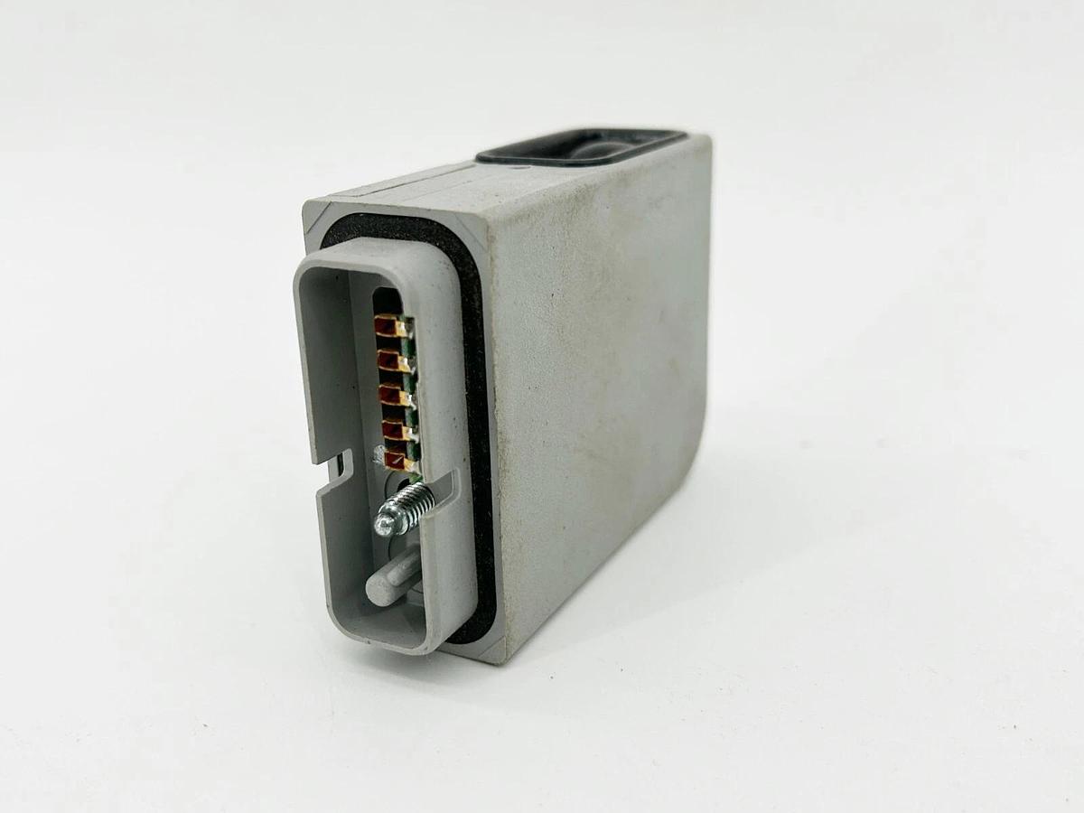 Used Allen Bradley 42DBS-5000 Photoelectric Sensor 10-30VDC