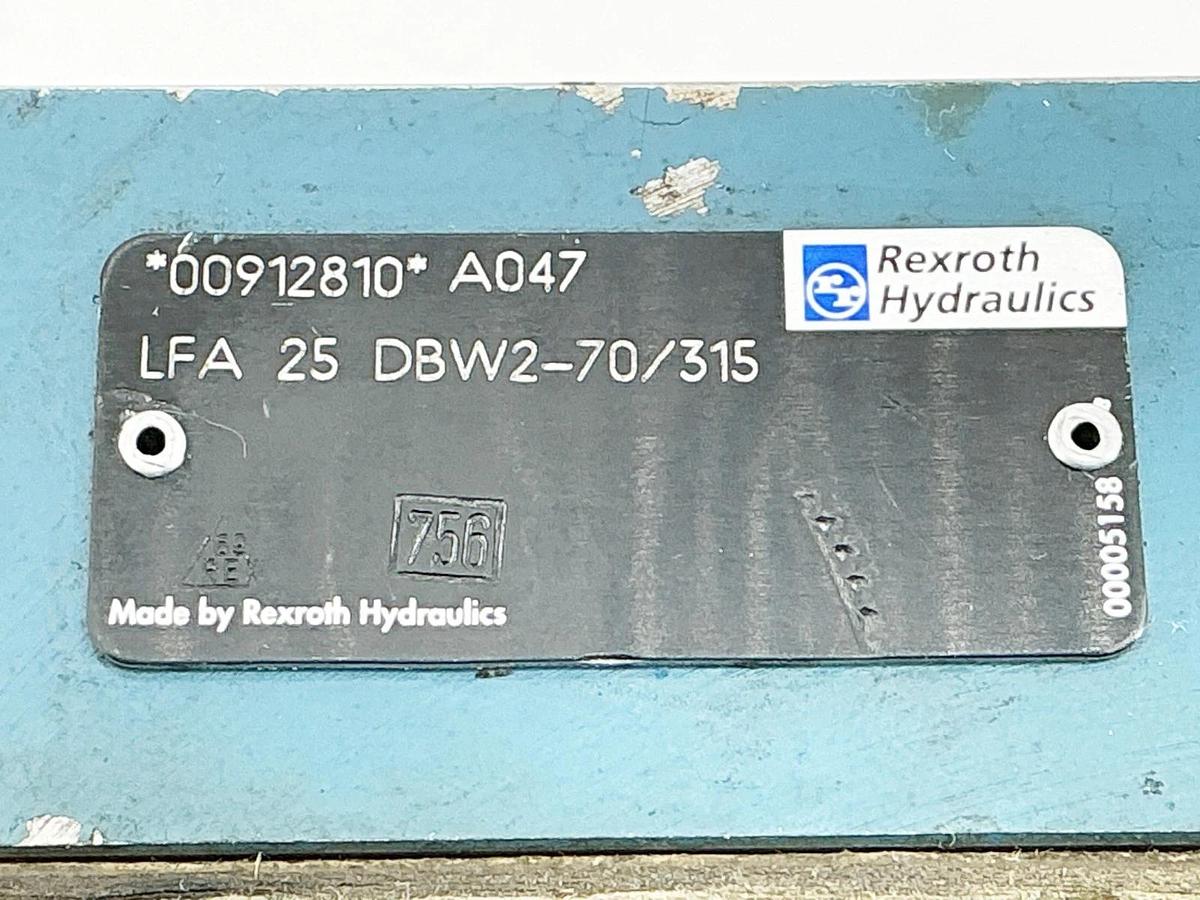 New Rexroth LFA 25 DBW2-70/315 Hydraulic Valve Block R900912810 - No Box