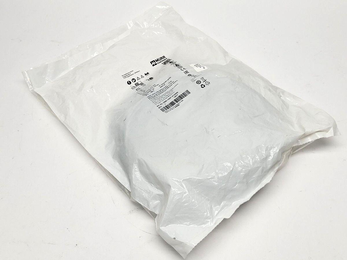 New Murr Elektronik 7000-12321-6330500 Cordset Right Angle M12 Black 22 AWG 4A
