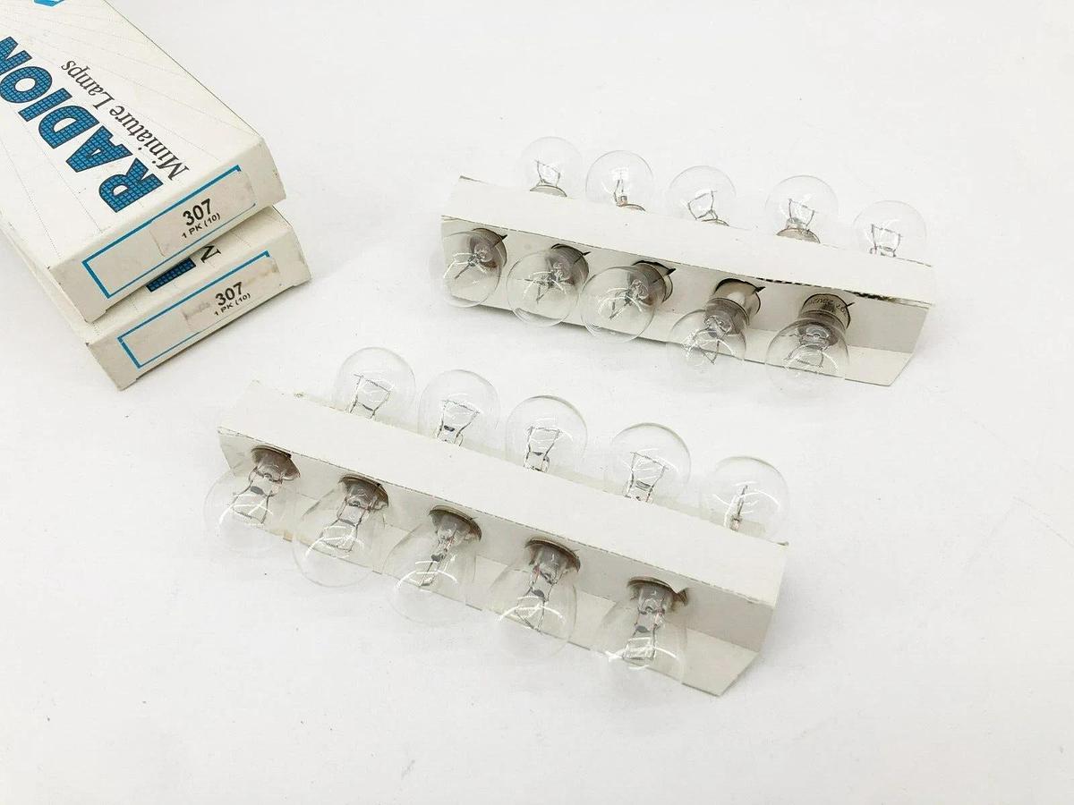 Lot of 20 New SPC Radion 307 Miniature Lamps 28V