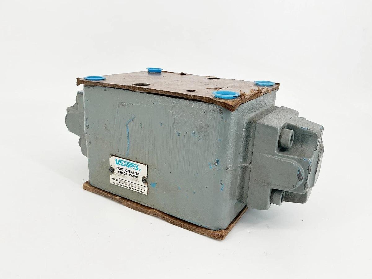 New Vickers DGPC-06-DB-51 Pilot Operated Check Valve 591509 - No Box