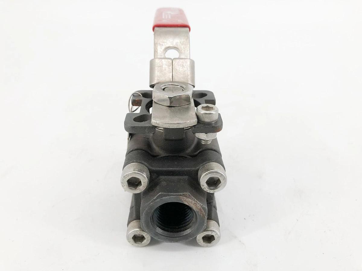 New Sesto Valves M32N-0M-C60F-L Ball Valve 1/2" 2000WOG B16.34 - No Box