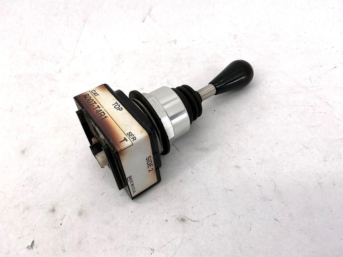 Used Allen Bradley 800T-T4R1 Ser T Toggle Switch 4-Way