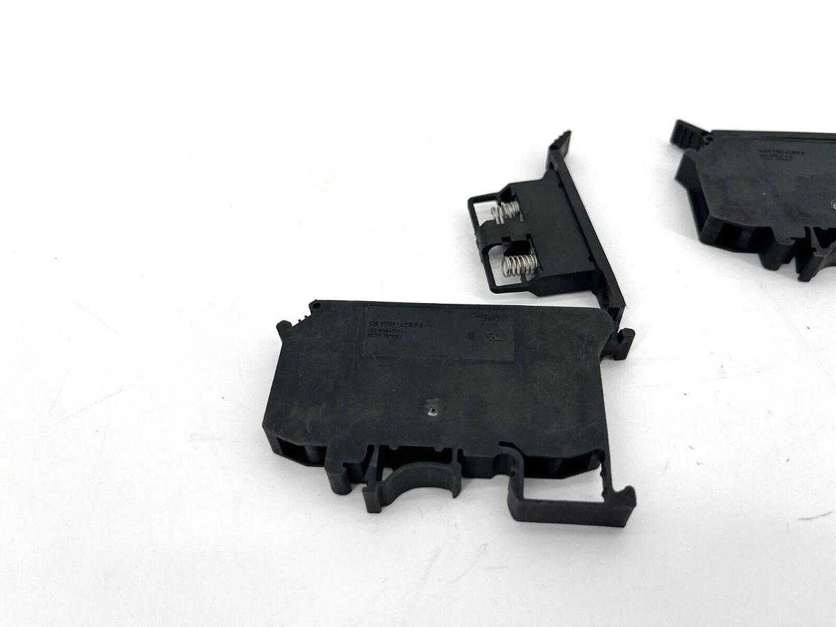 Lot of 2 New Schneider Electric NSYTRV42SF6 Terminal Blocks 10A 600A