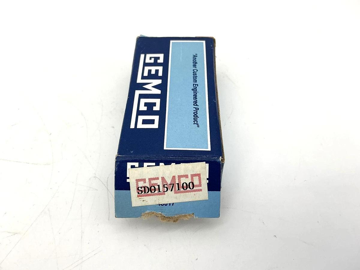 New Gemco SD0157100 Roller Follower Adapter / Assembly P-520-B