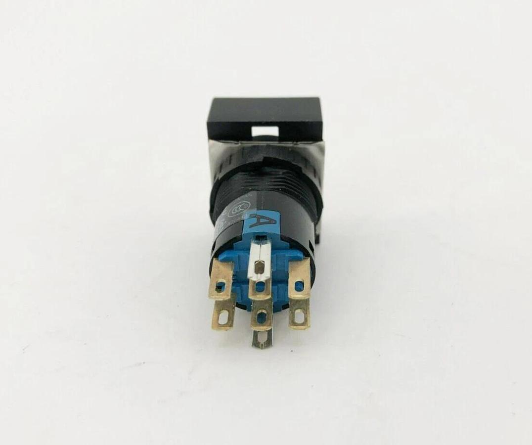 Lot of 5 New IDEC AL6H-A200 Rectangular Illuminated Operator DPDT Maintained