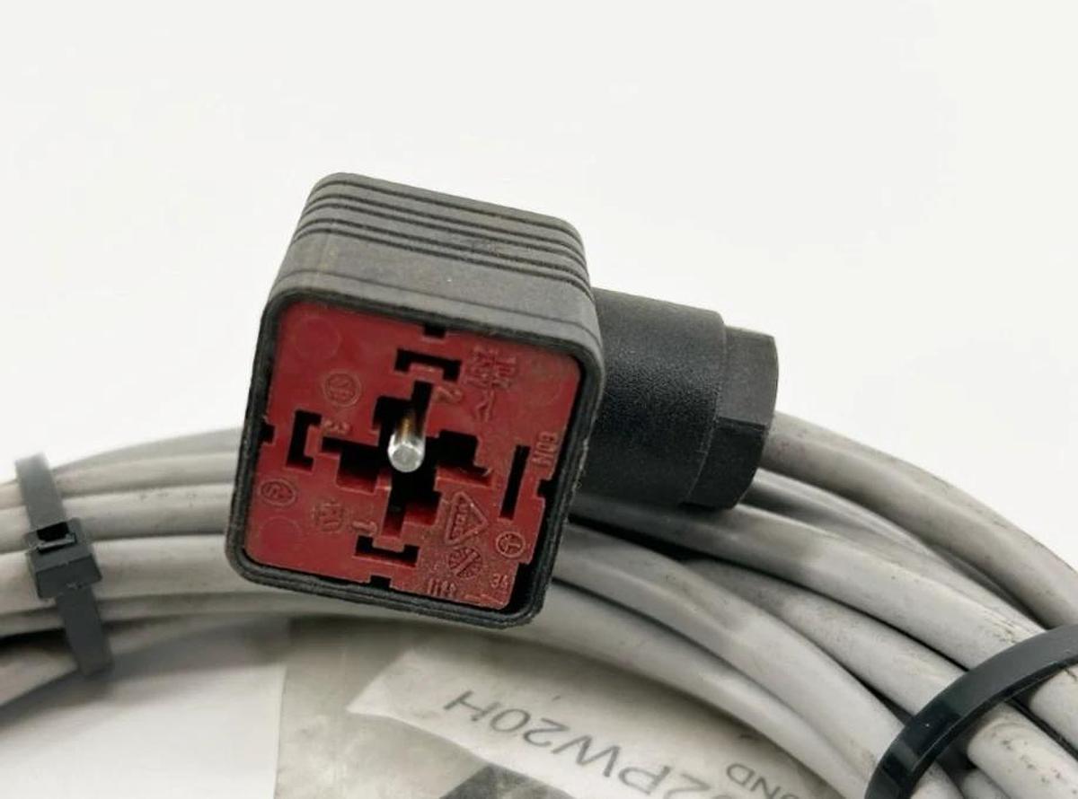 New H2391-1002PW20H Connector Female 250V 10A 4-Pin Hirschmann B12-GDM - No Box