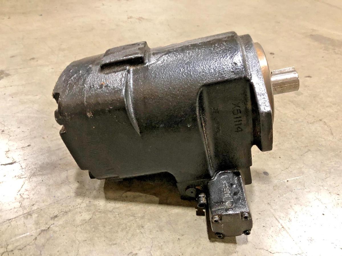 New Oilgear PVWJ-076-A1UV-LSAY-P-1NNSN Hydraulic Pump 1-1/4" Shaft
