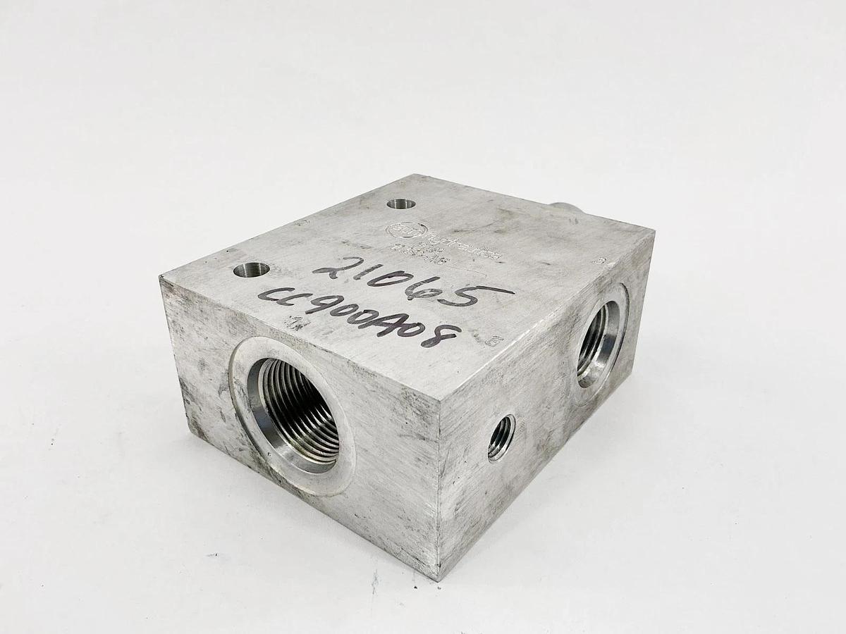 Used Sun Hydraulics PAM Manifold with CWGA-LHN Valve 3:1 Pilot Ratio