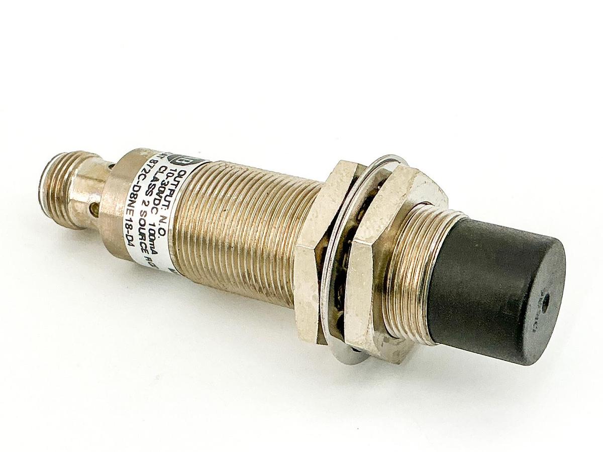 New Allen Bradley 872C-D8NE18-D4 Inductive Proximity Sensor 30VDC Ser.C - No Box