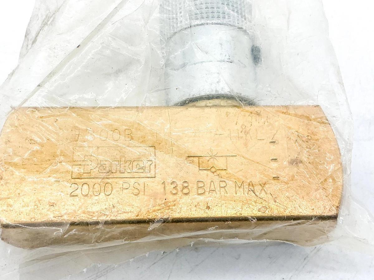 New Parker F800B Hydraulic Control Valve 2000PSI 138Bar