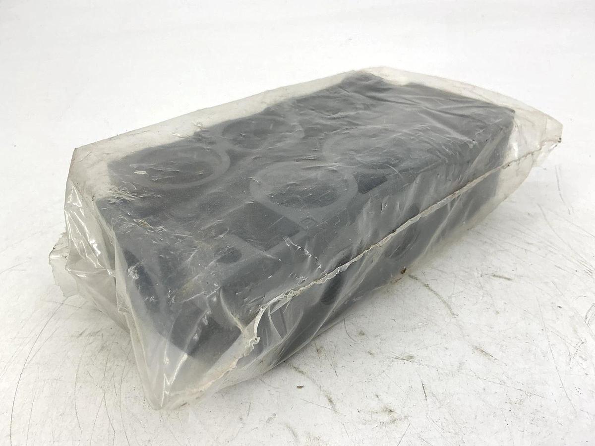 New Numatics 203-503 Sub-Base 1-Station Side Ports Only 3/4" NPT 203503