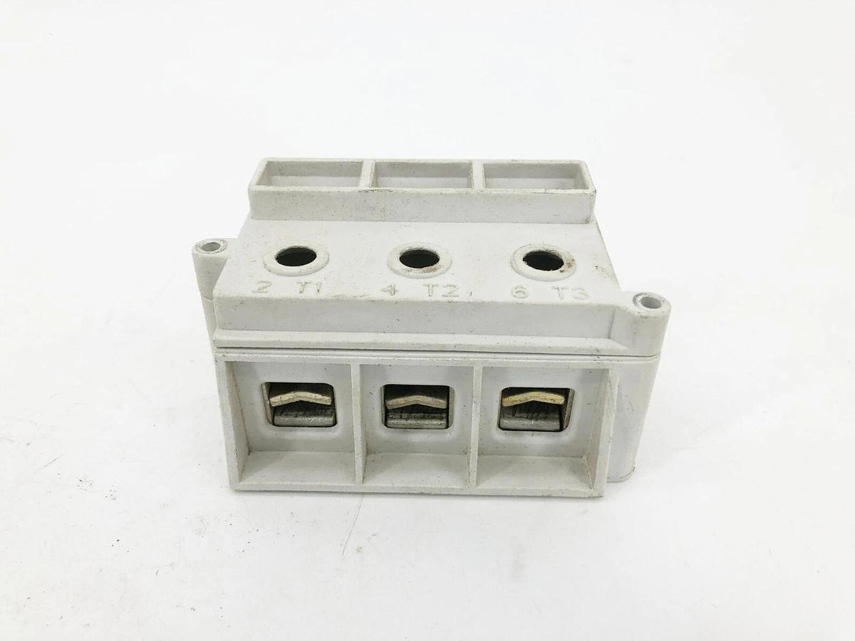 Used Eaton Cutler Hammer 49-8946 Female Load Stab