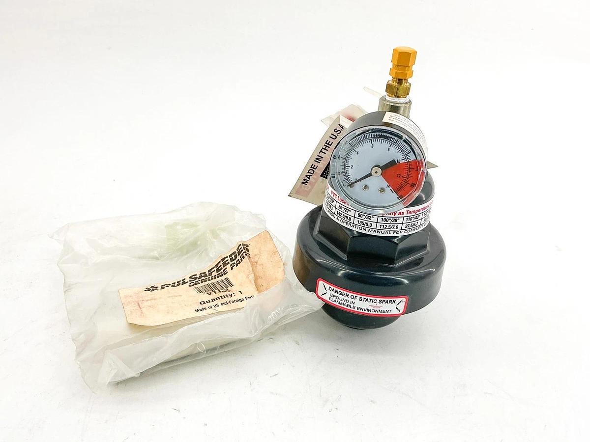 New Pulsafeeder NA601050-PVCC Pulsation Dampener 150PSI/10.3 PVC