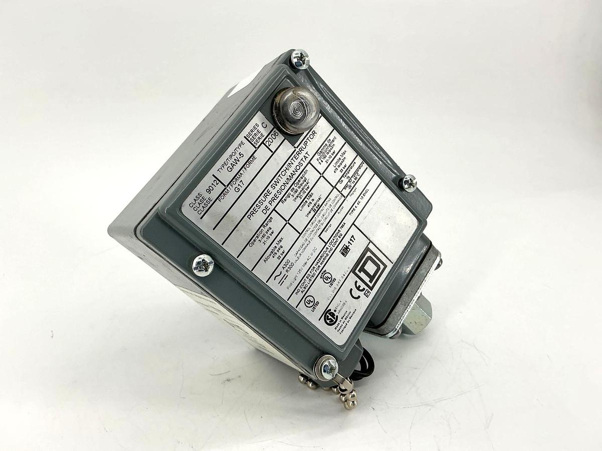 New Square D 9012GAW-5 Ser C Pressure Switch 3-150PSIG 480VAC 9012GAW5 - No Box