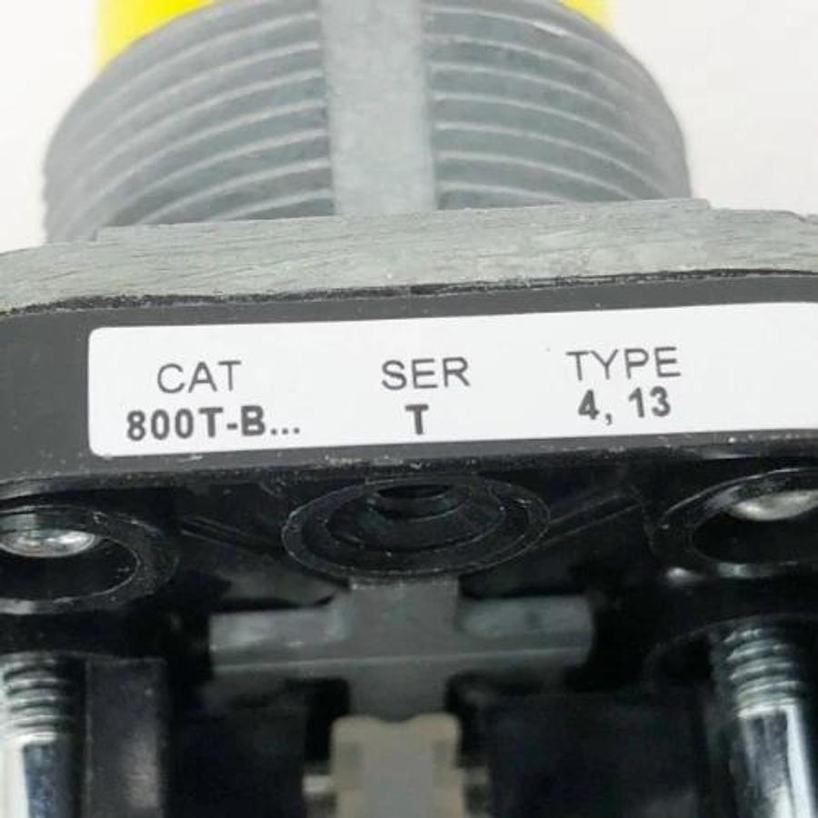 New Allen Bradley 800T-B9D1 Ser. T Yellow Extended Head Pushbutton