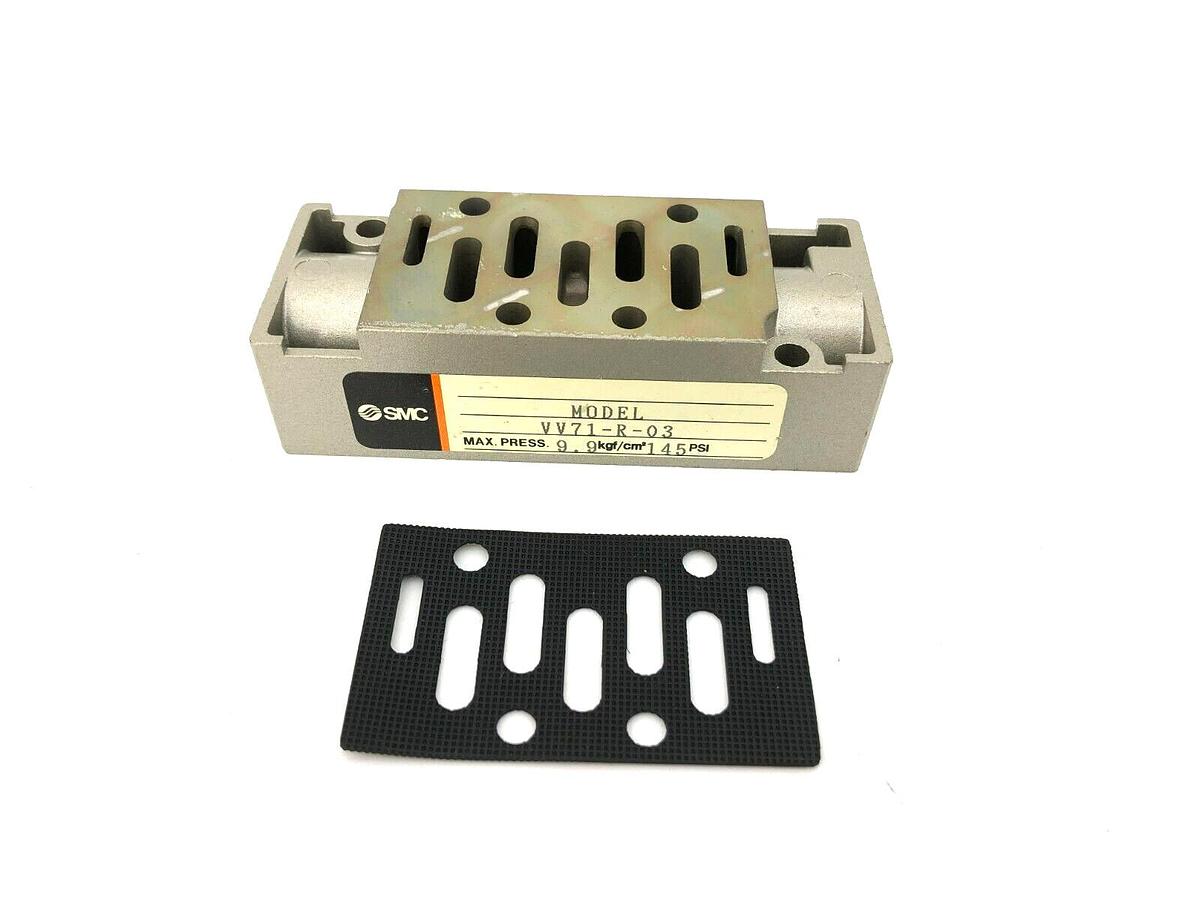 New SMC VV71-R-03 Exhaust Spacer 4/5 Port (Missing Hardware)