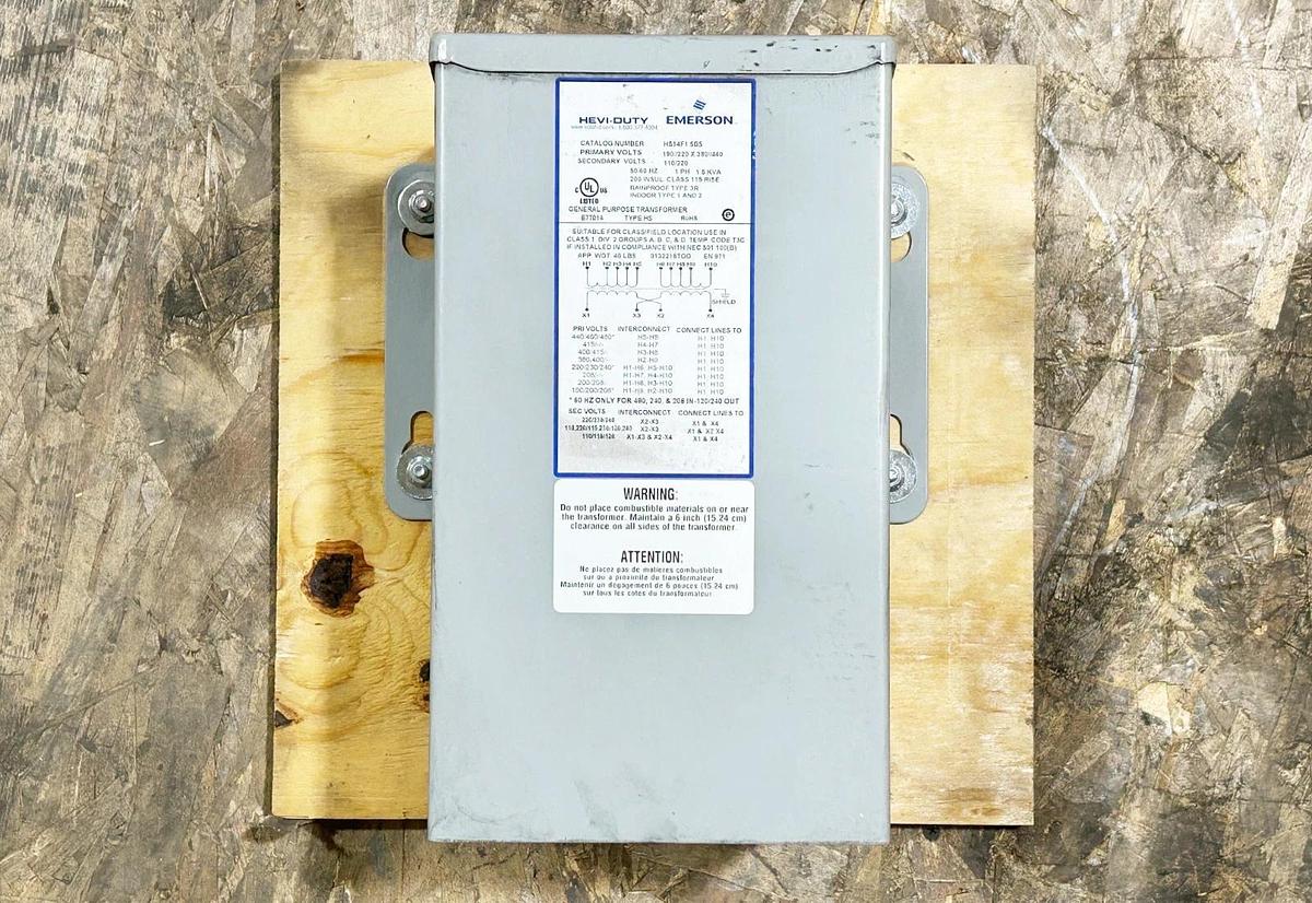 New Emerson Hevi-Duty HS14F1.5BS 1.5kVA Transformer Pri. 220/440V Sec. 110/220V