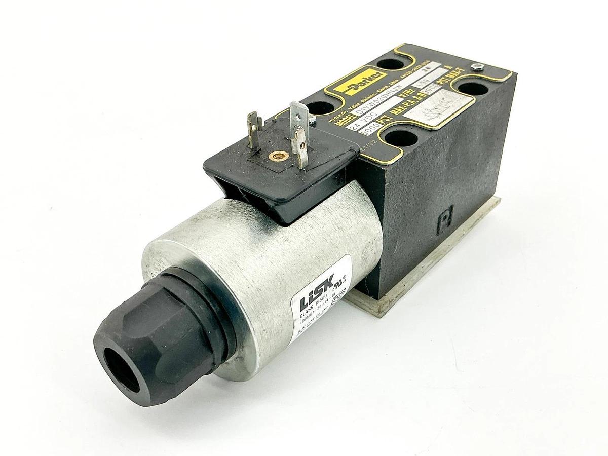 New Parker D1VW020HNJW 94 Solenoid Valve 24VDC 1.39A 5000PSI - No Box