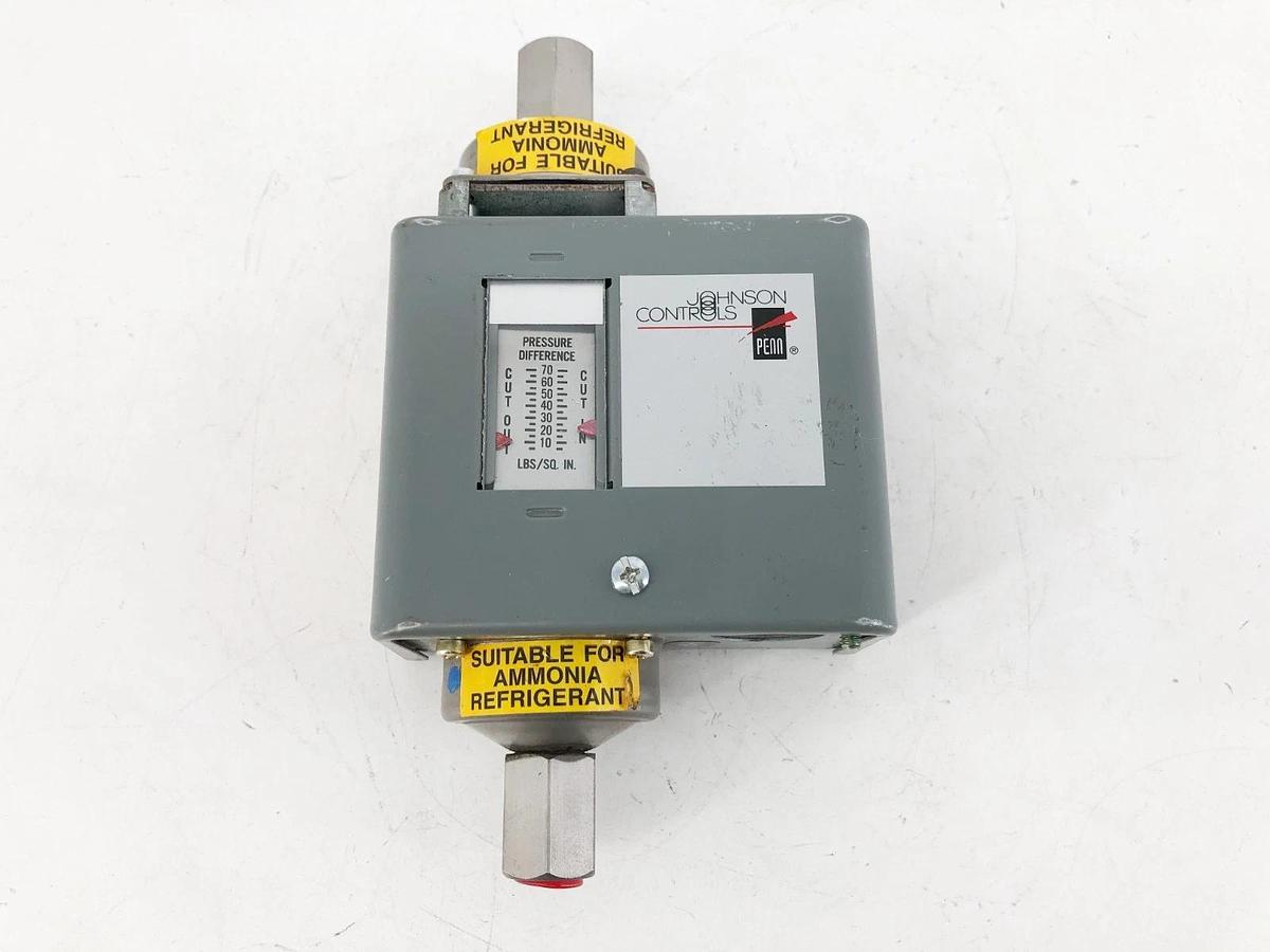 New Johnson Controls P74HA-14 Differential Pressure Control