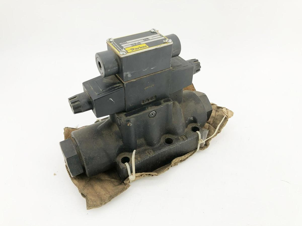Used Parker D61VW4C4Y Directional Control Valve 110/120V 50/60Hz .48-.58A 3000psi