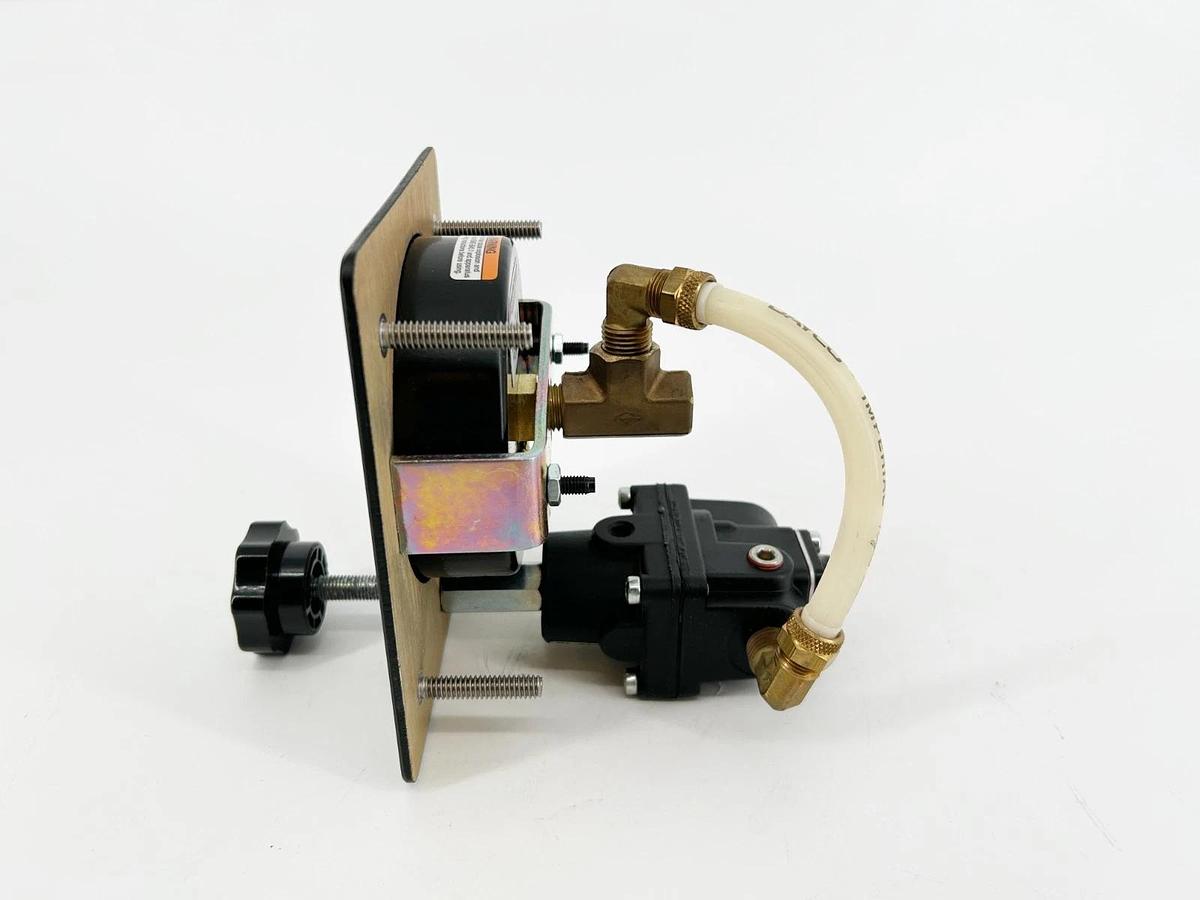New Fairchild PL530R3015 Pressure Regulator Indicating Station
